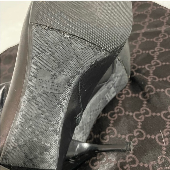 Authentic Gucci Leather Boot - Picture 4 of 6